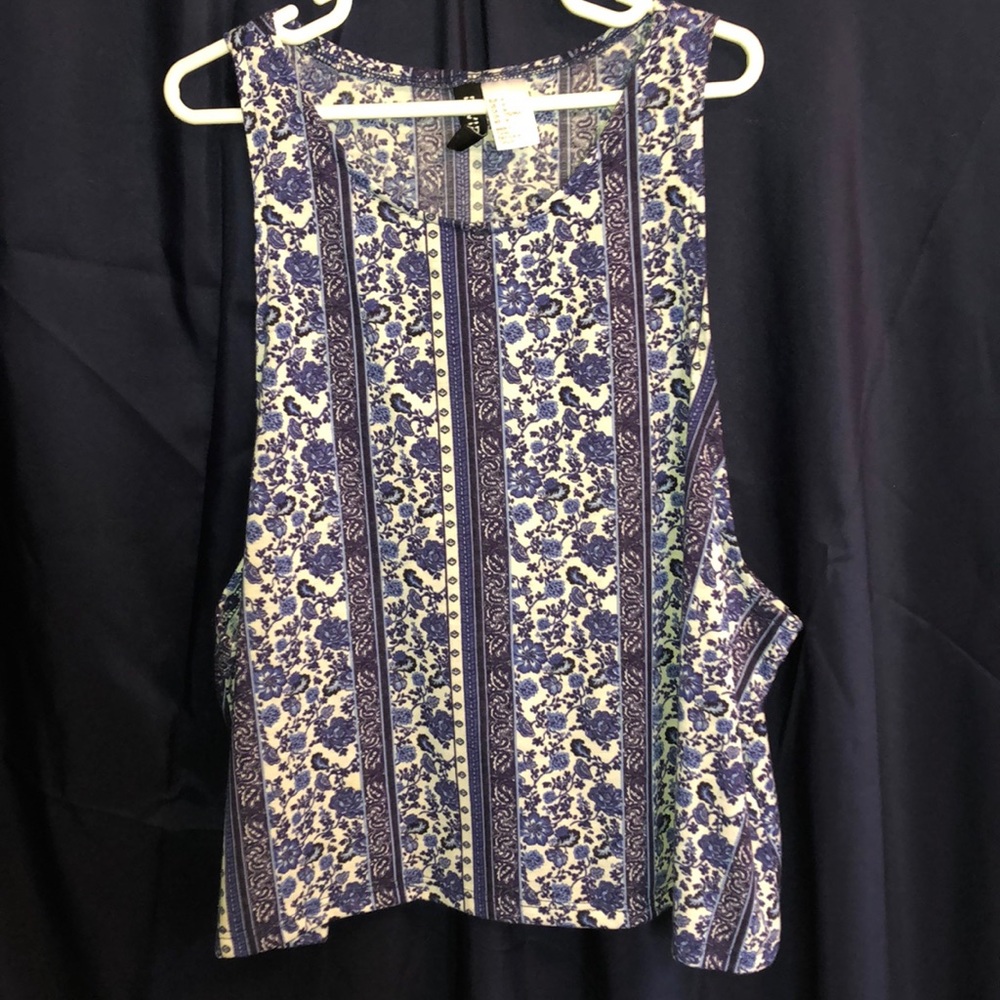Floral crop top